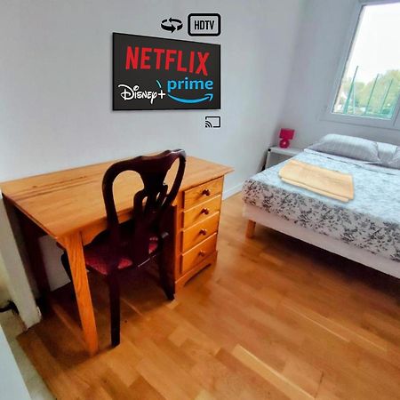 Room & Parking In Shared Appartment With Proprietor L 25 Mins From Paris Gare Du Nord, Cdg Airport & Stade De France Montmagny ภายนอก รูปภาพ