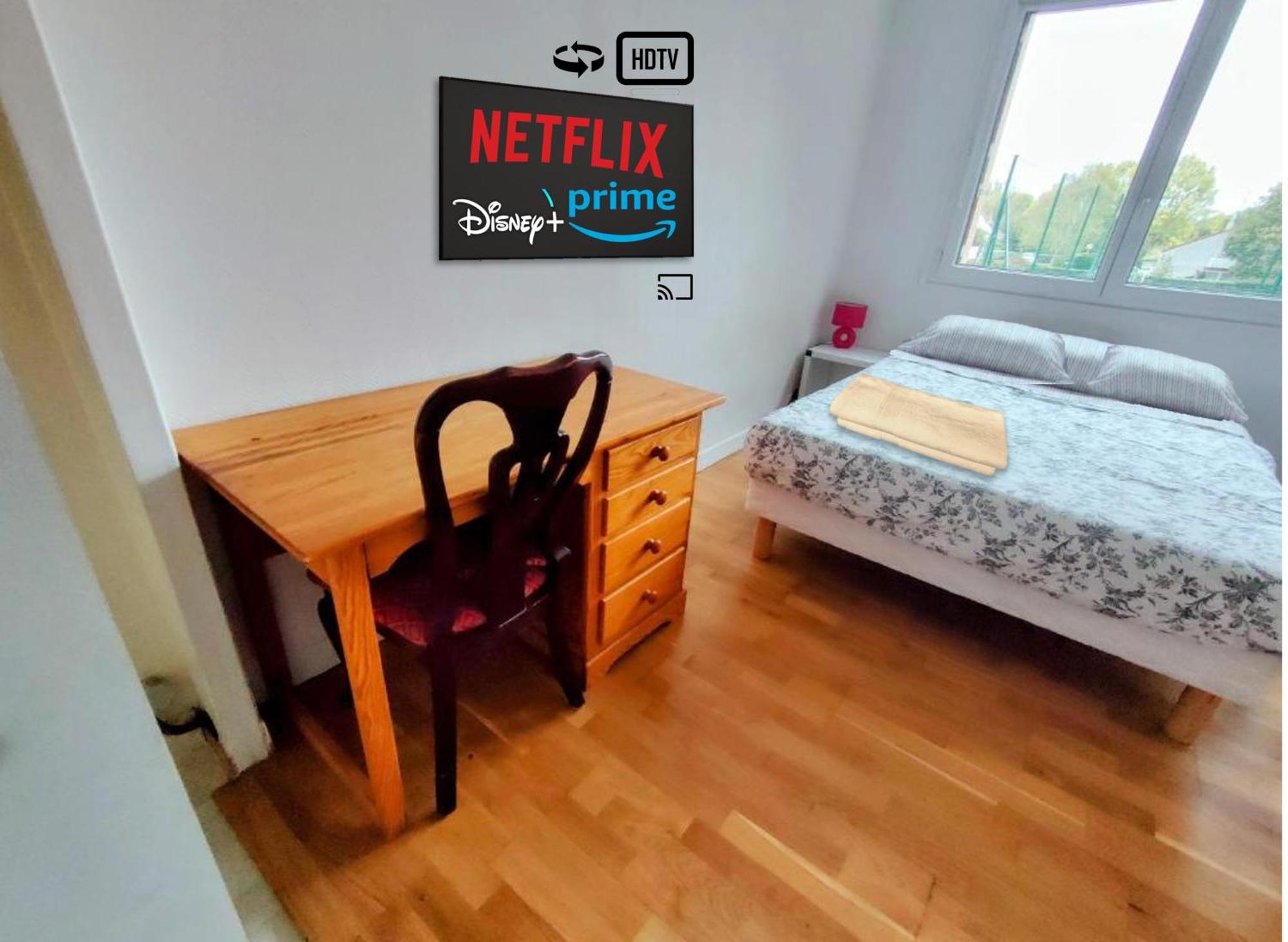 Room & Parking In Shared Appartment With Proprietor L 25 Mins From Paris Gare Du Nord, Cdg Airport & Stade De France Montmagny ภายนอก รูปภาพ